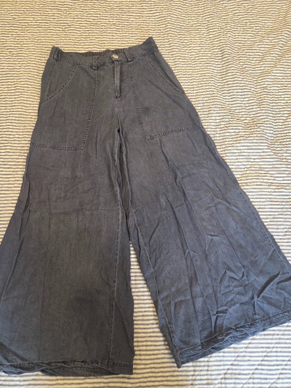 Carly Jean Wide Leg Pants